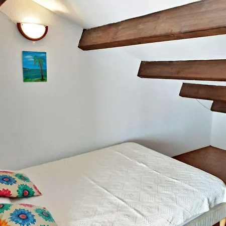 Duplex 6 Couchages Avec Terrasse, Vue Et Parking A Marseillan-plage - Fr-1-387-48 *